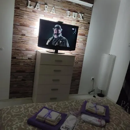 公寓 Lara Lux 索科矿泉村